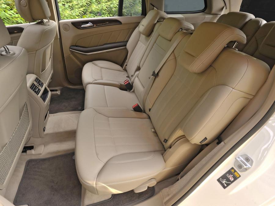  Mercedes-Benz GL350 BlueTec 2012 года  (US) (фото 2 из 26)